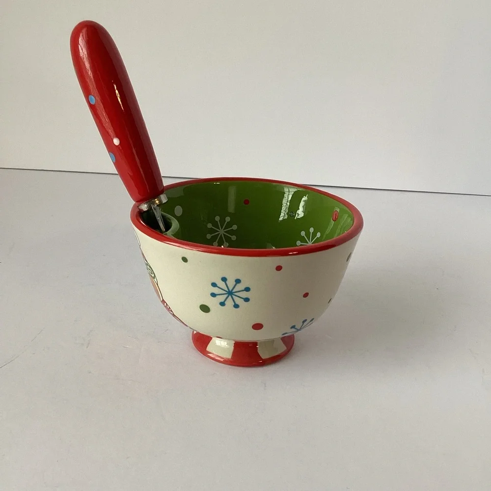 TEMPTATIONS: winter whimsy gingerbread dip bowl with spreader